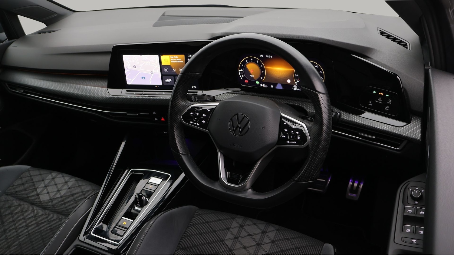 Used Volkswagen Golf 2024 for sale - 77420836: Photo 9