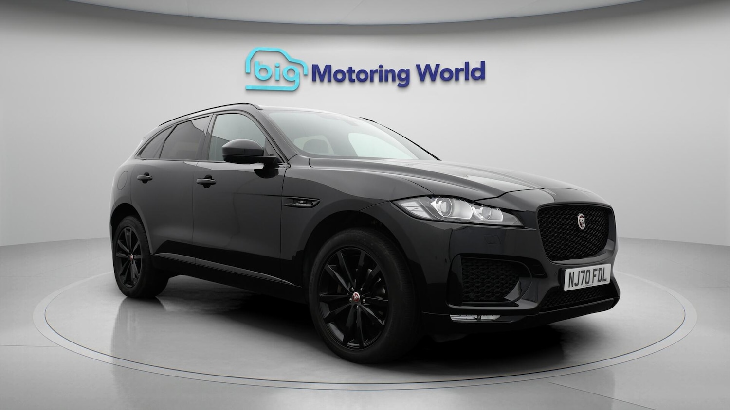 Used Jaguar F-Pace 2020 for sale - 76522274: Photo 2