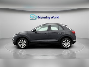 Used Volkswagen T-Roc 2019 for sale - 78748406: Photo