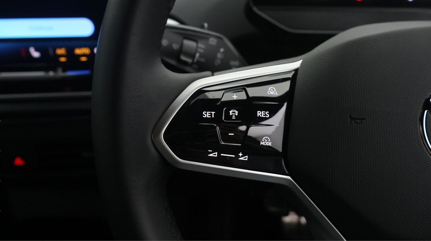 Used Volkswagen ID.4 2024 for sale - 77973169: Photo 22