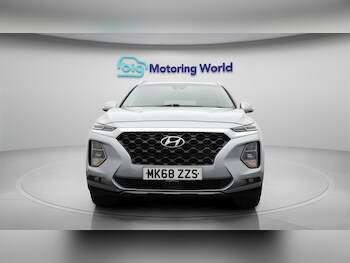 Used Hyundai Santa Fe 2018 for sale - 75577131: Photo