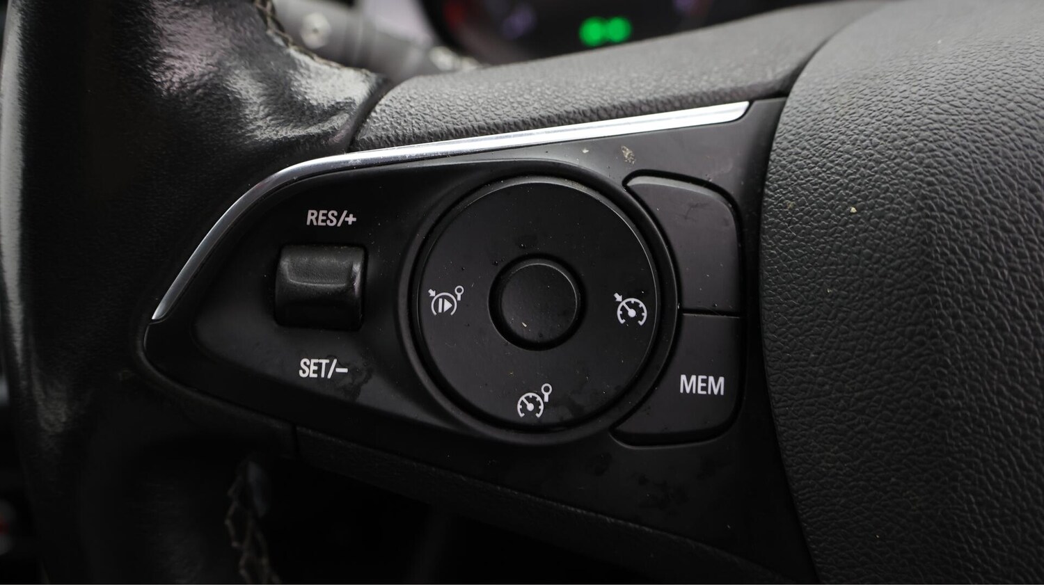 Used Vauxhall Crossland 2022 for sale - 76226443: Photo 23