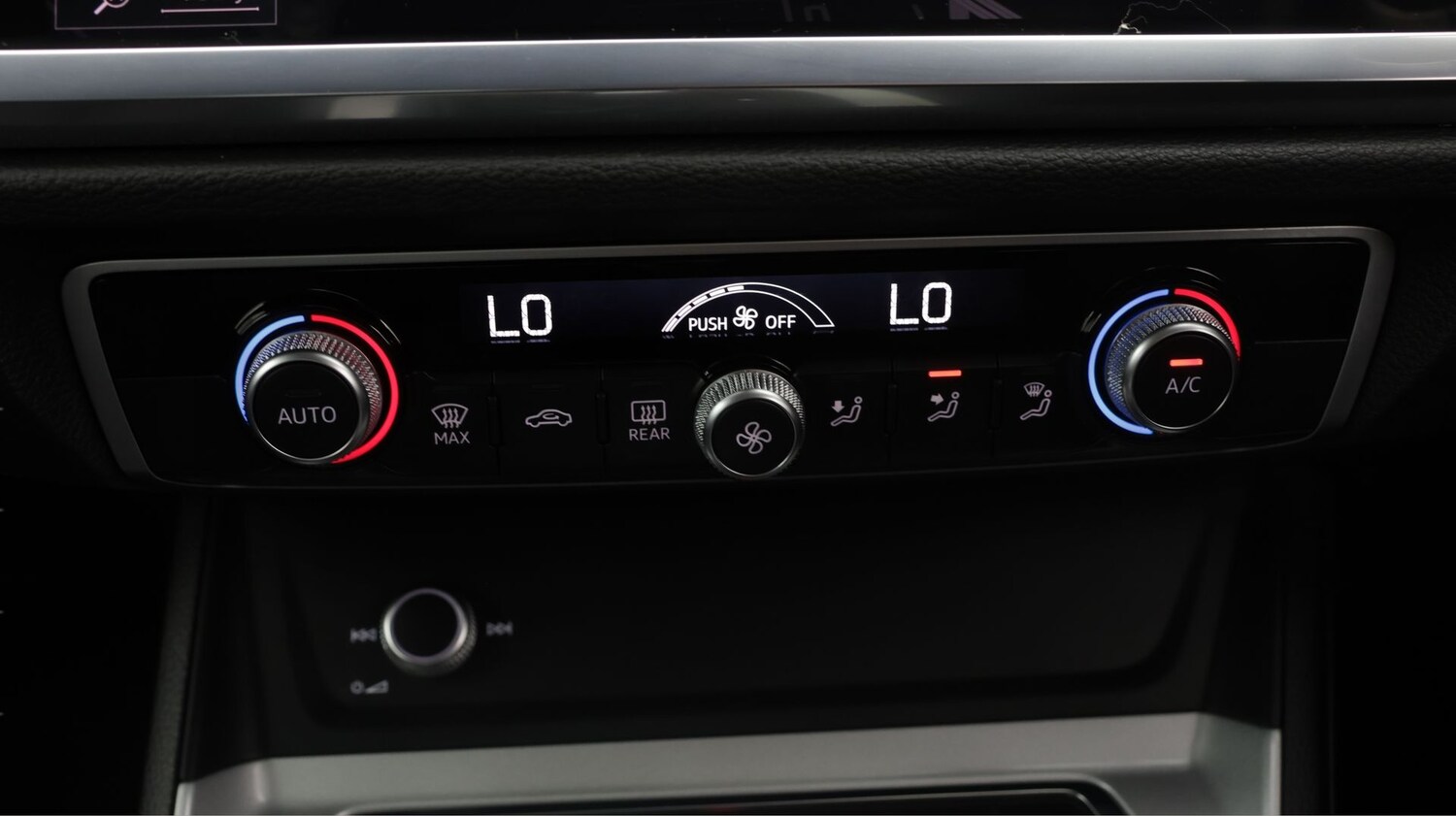 Used Audi Q3 for sale - 77970794: Photo 12