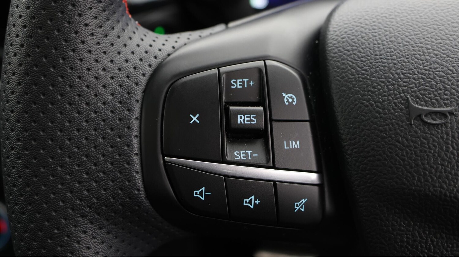 Used Ford Kuga 2023 for sale - 75927151: Photo 25