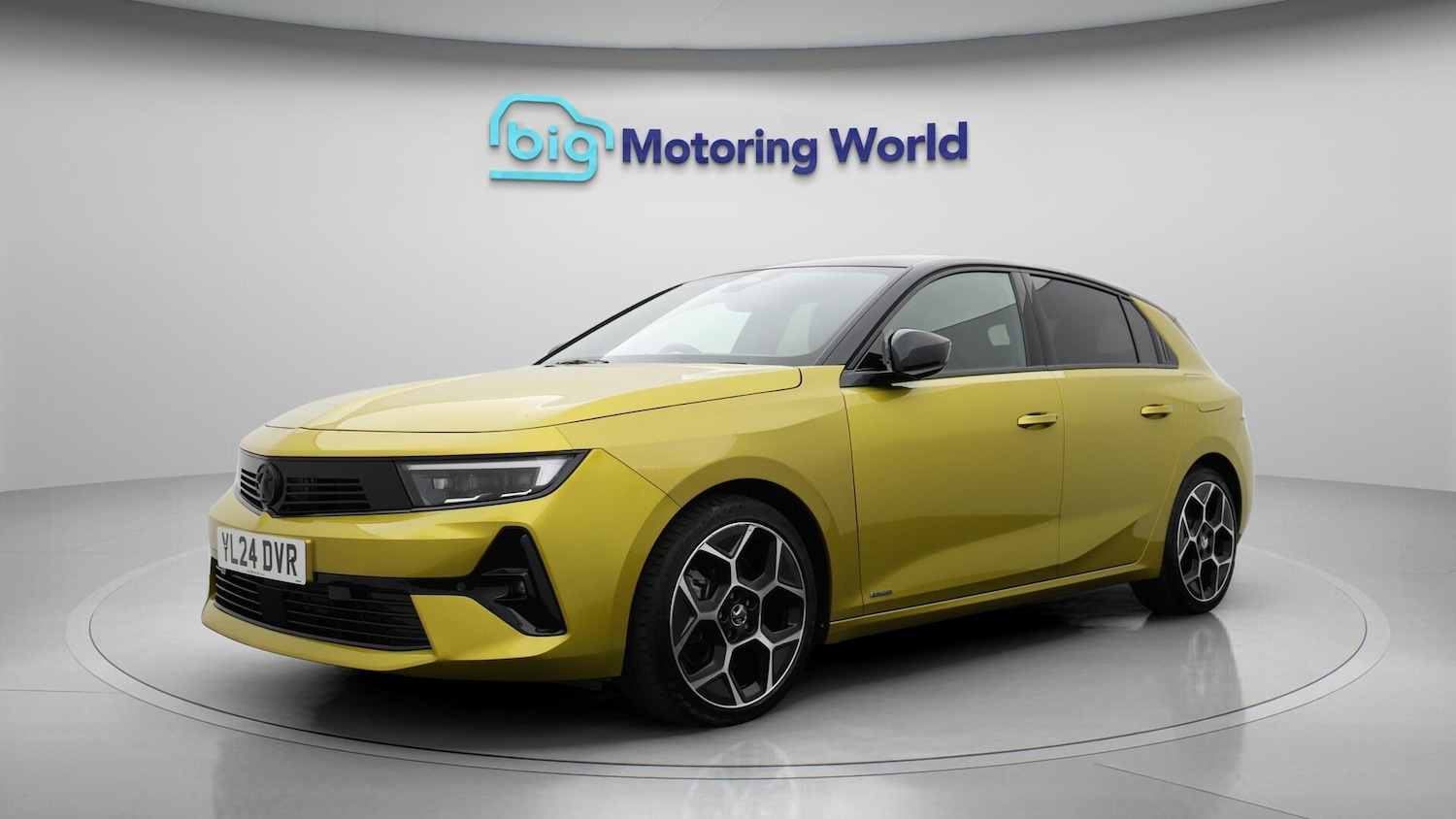 Used Vauxhall Astra 2024 for sale - 76644851: Photo 4