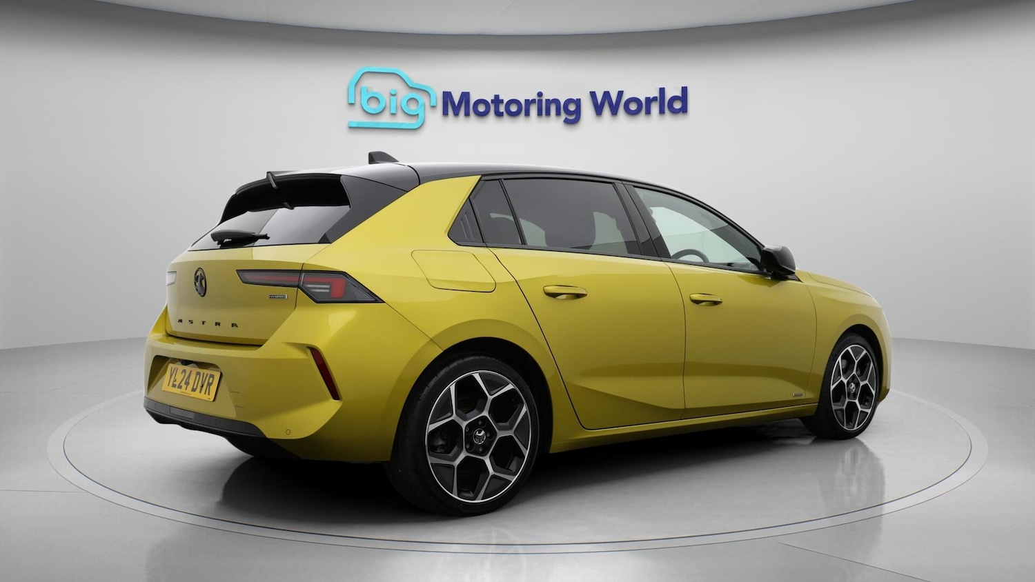 Used Vauxhall Astra 2024 for sale - 76644851: Photo 8