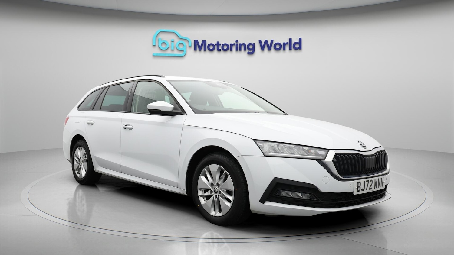 Used Skoda Octavia 2022 for sale - 76550528: Photo 2