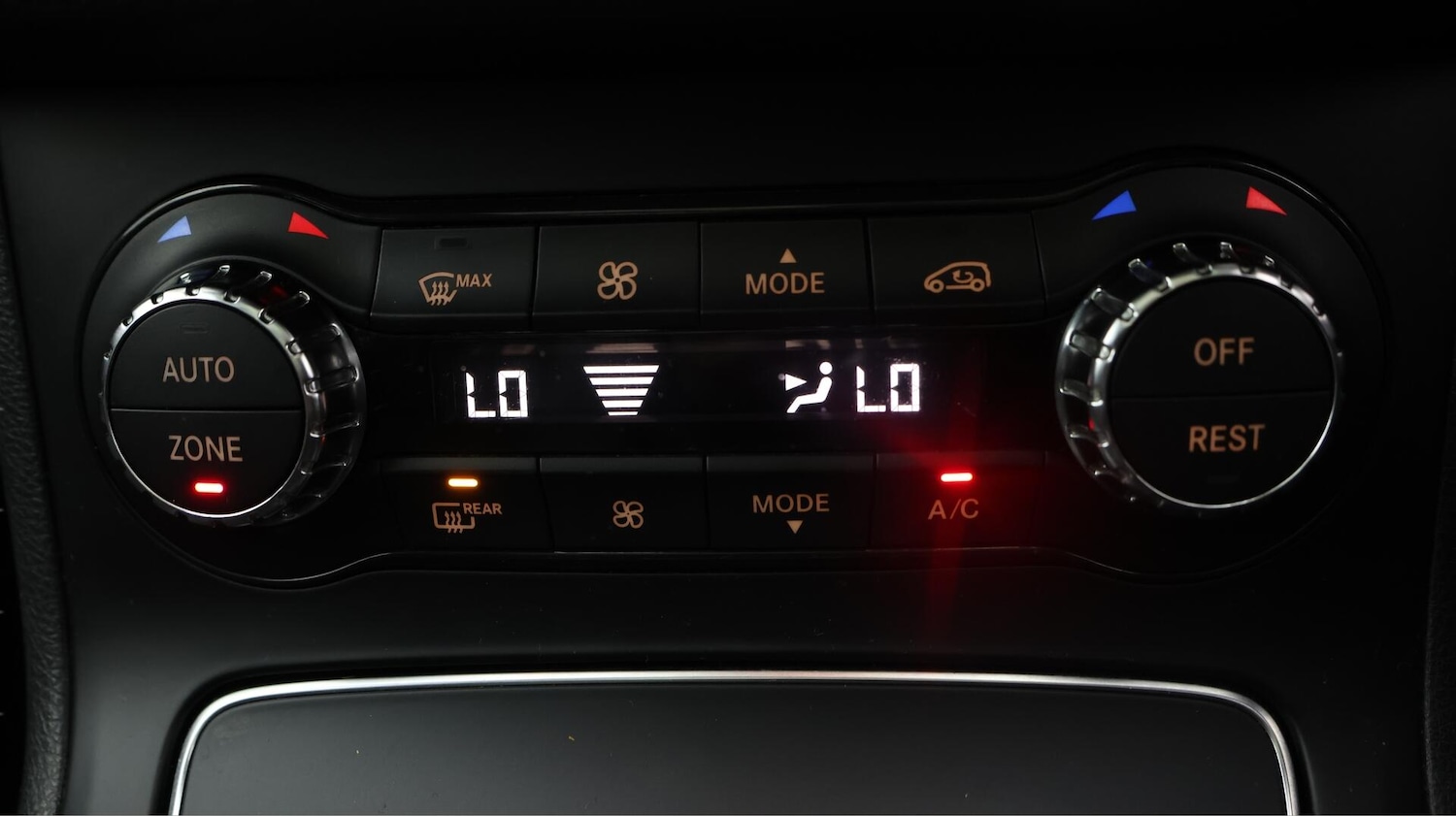 Used Mercedes-Benz B Class 2017 for sale - 76550558: Photo 13