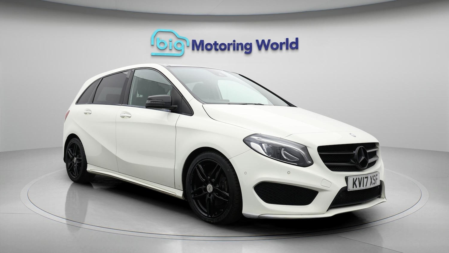 Used Mercedes-Benz B Class 2017 for sale - 76550558: Photo 2