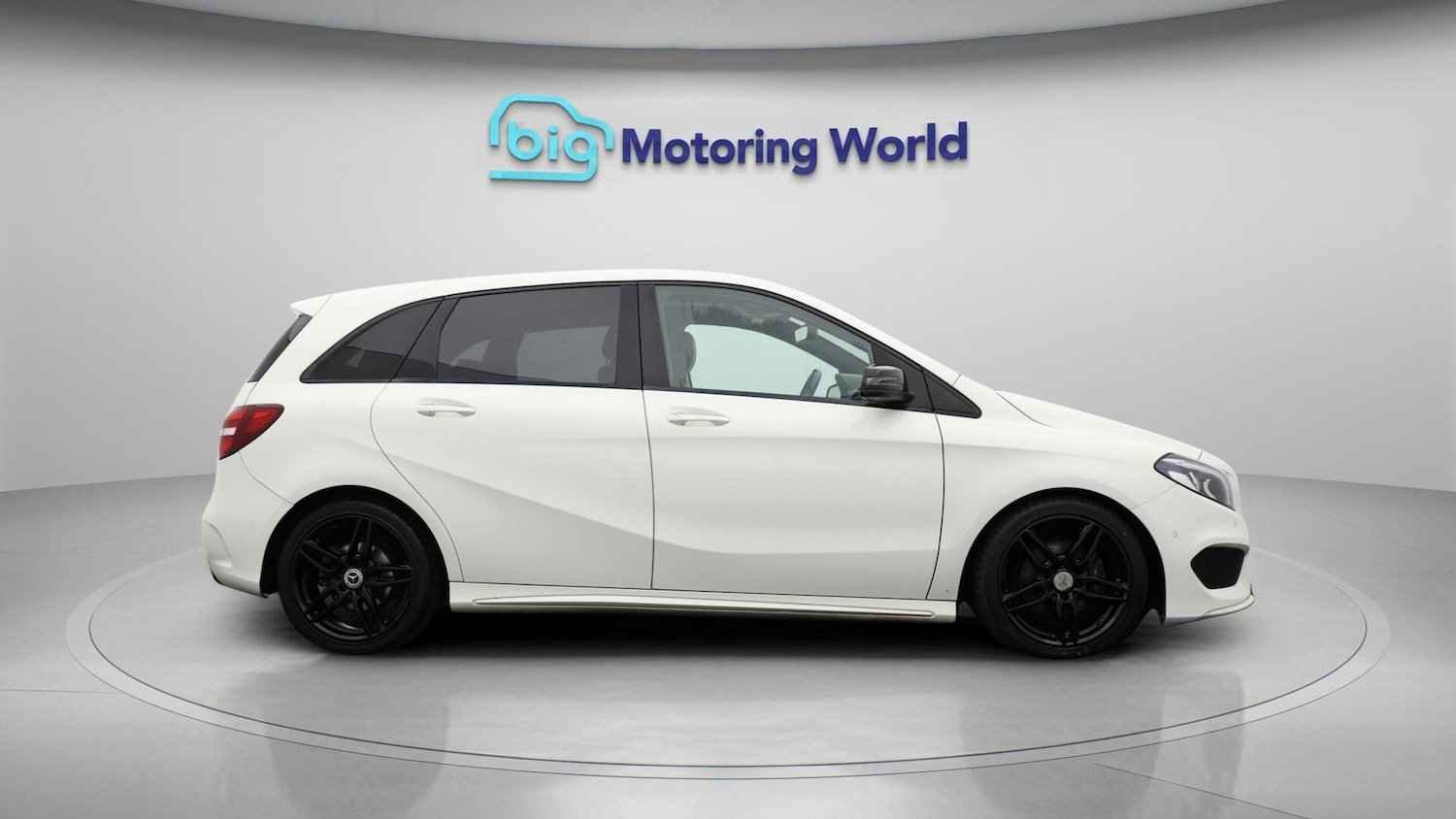 Used Mercedes-Benz B Class 2017 for sale - 76550558: Photo 9