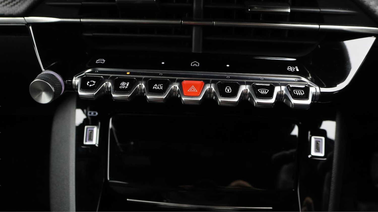 Used Peugeot 2008 2024 for sale - 76702454: Photo 13