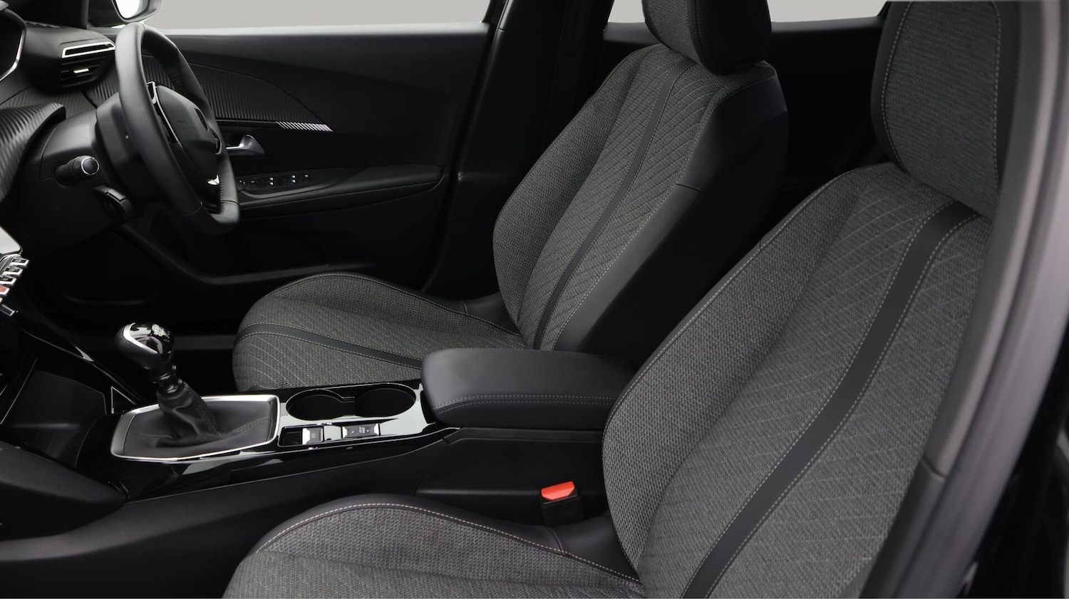 Used Peugeot 2008 2024 for sale - 76702454: Photo 15