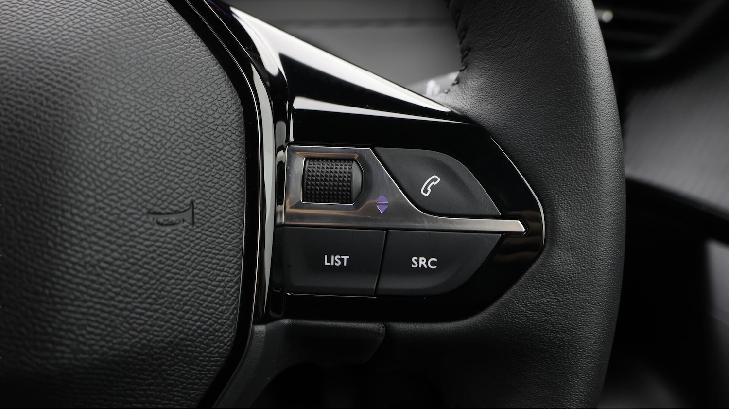 Used Peugeot 2008 2024 for sale - 76702454: Photo 24