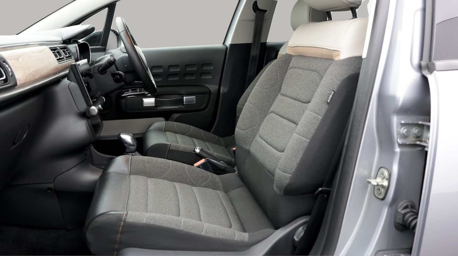 Used Citroen C3 2023 for sale - 77688170: Photo 14