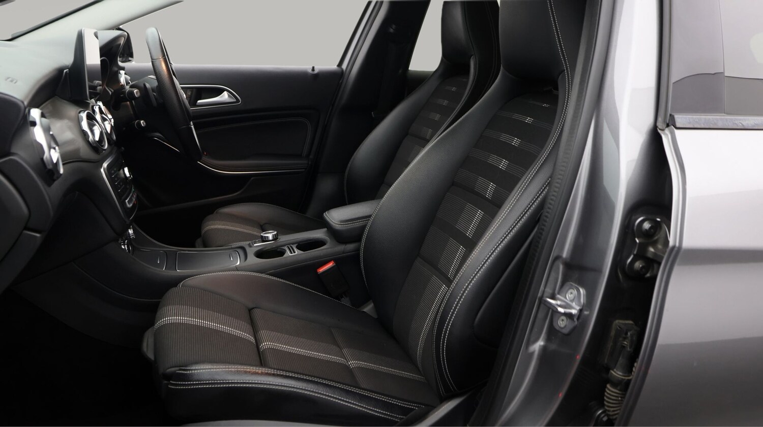 Used Mercedes-Benz GLA for sale - 77277177: Photo 14