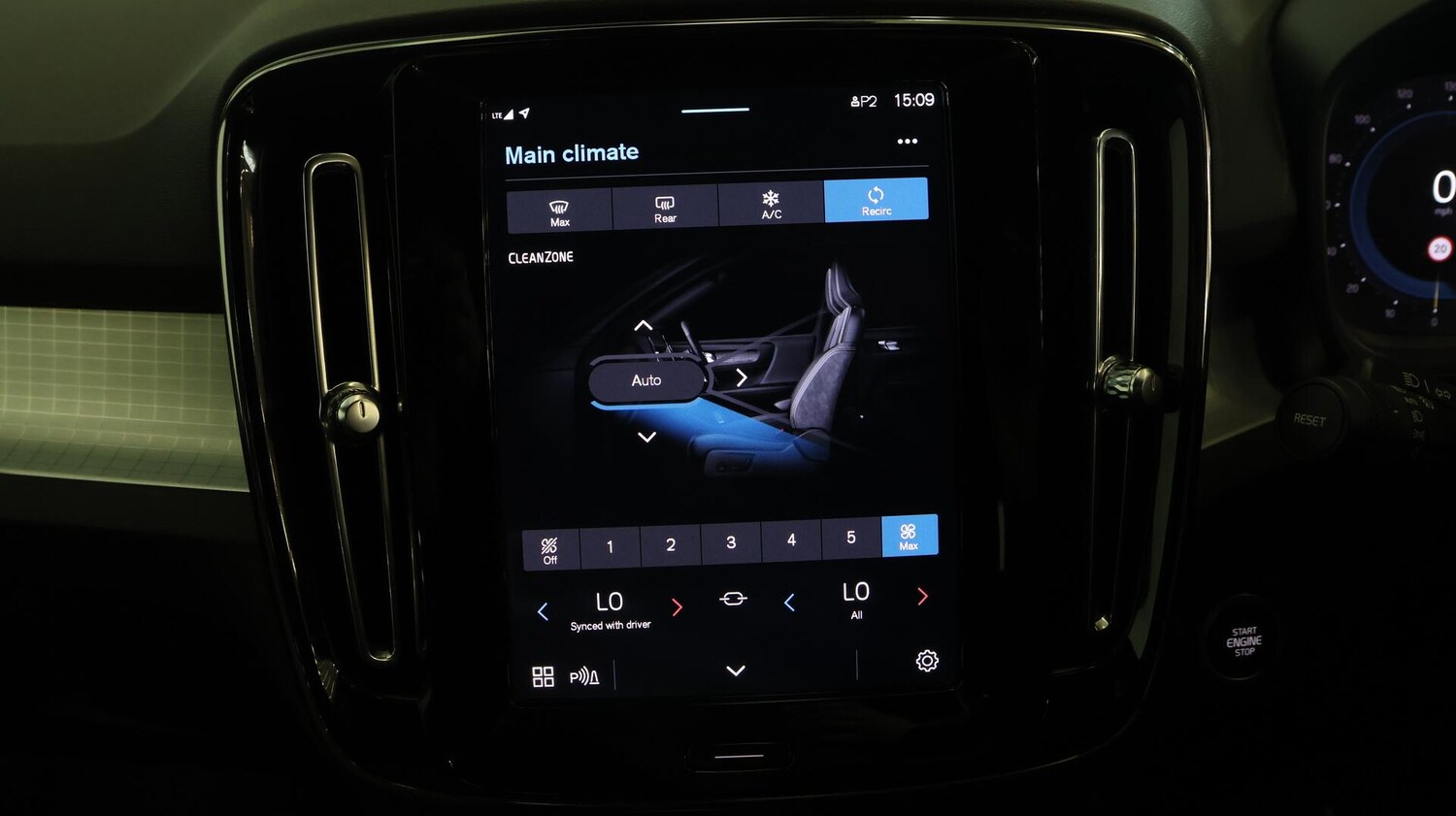 Used Volvo XC40 2022 for sale - 76512842: Photo 13