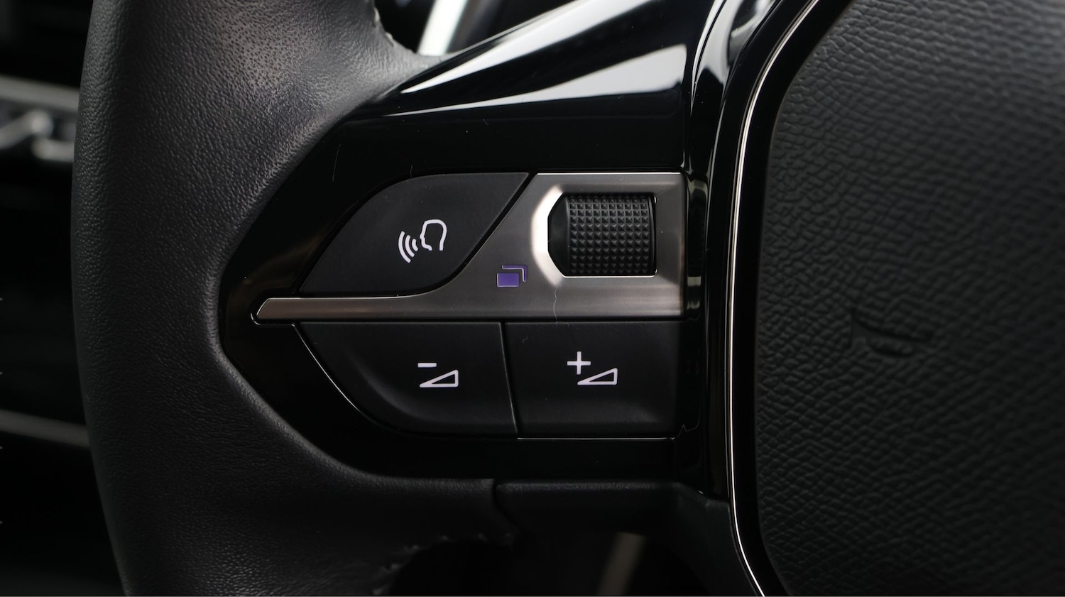 Used Peugeot 208 2023 for sale - 77233863: Photo 21