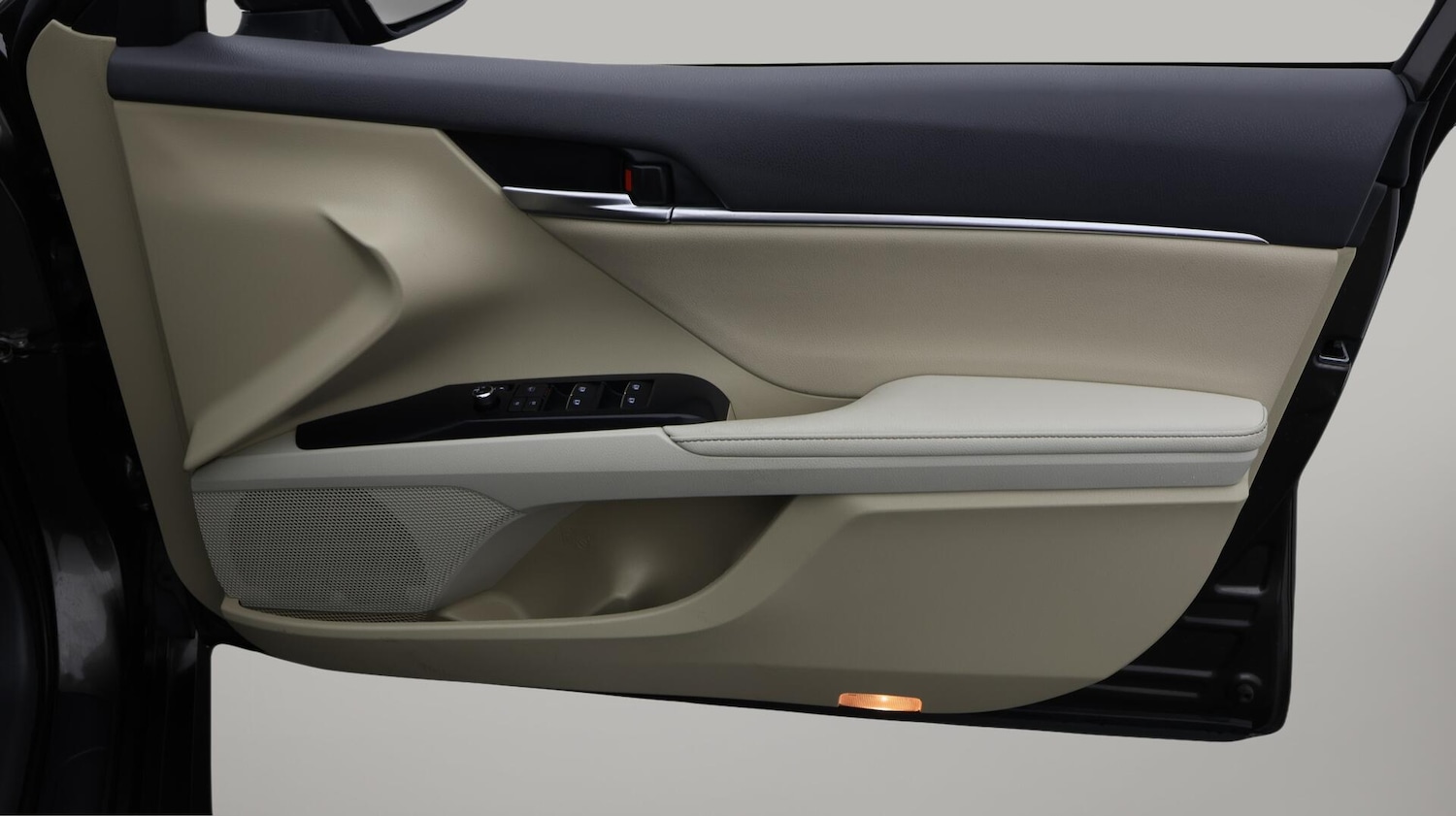 Used Toyota Camry 2020 for sale - 76440961: Photo 16