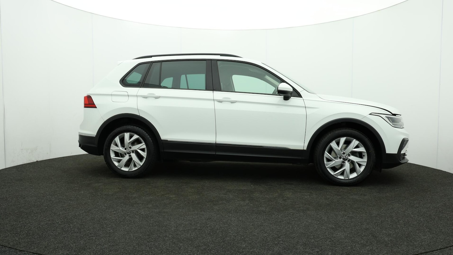 Used Volkswagen Tiguan 2022 for sale - 76059485: Photo 30