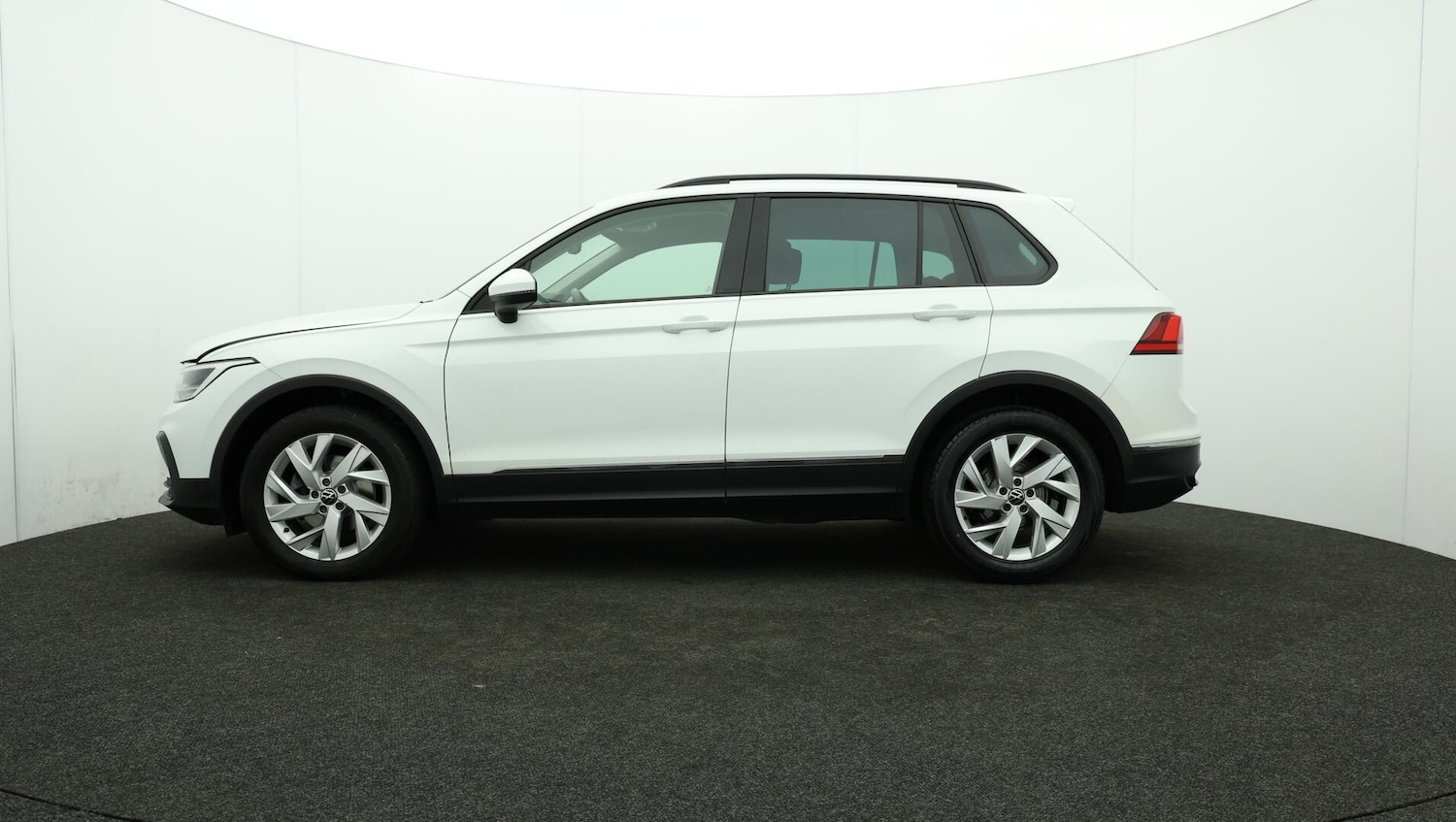 Used Volkswagen Tiguan 2022 for sale - 76059485: Photo 70