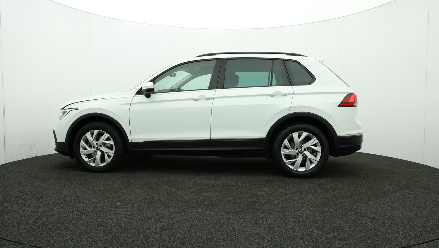 Used Volkswagen Tiguan 2022 for sale - 76059485: Photo 71