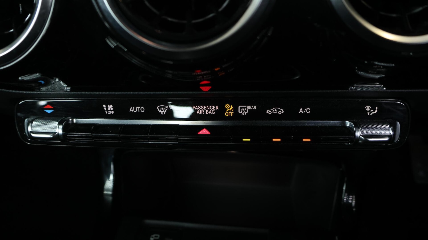 Used Mercedes-Benz A-Class 2020 for sale - 76512578: Photo 13