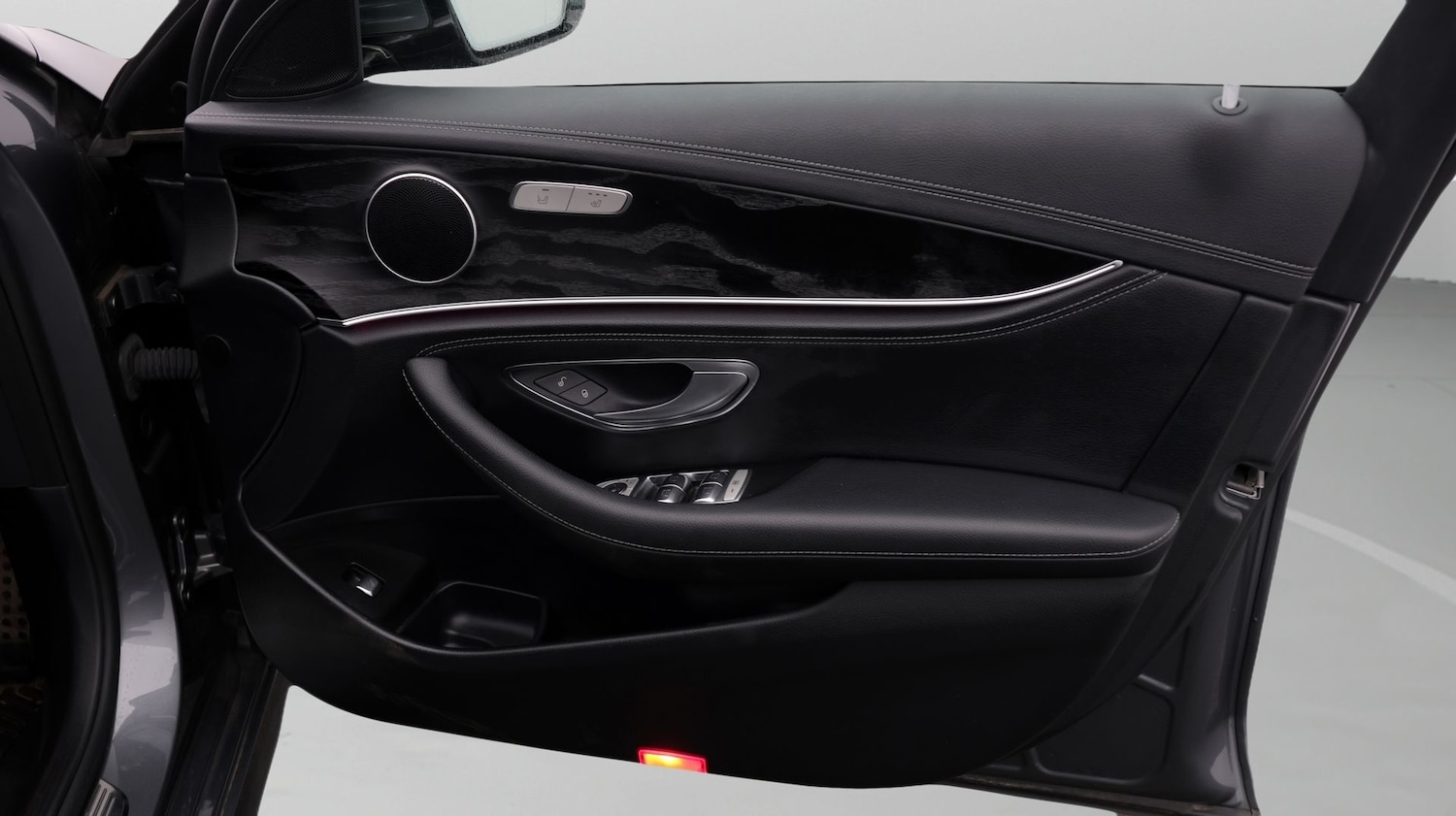 Used Mercedes-Benz E Class 2018 for sale - 77981709: Photo 15