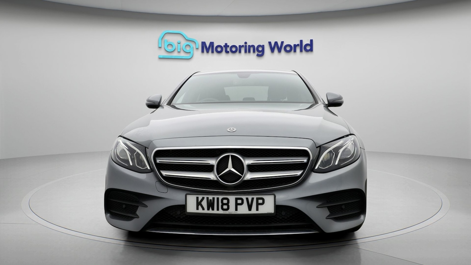 Used Mercedes-Benz E Class 2018 for sale - 77981709: Photo 2
