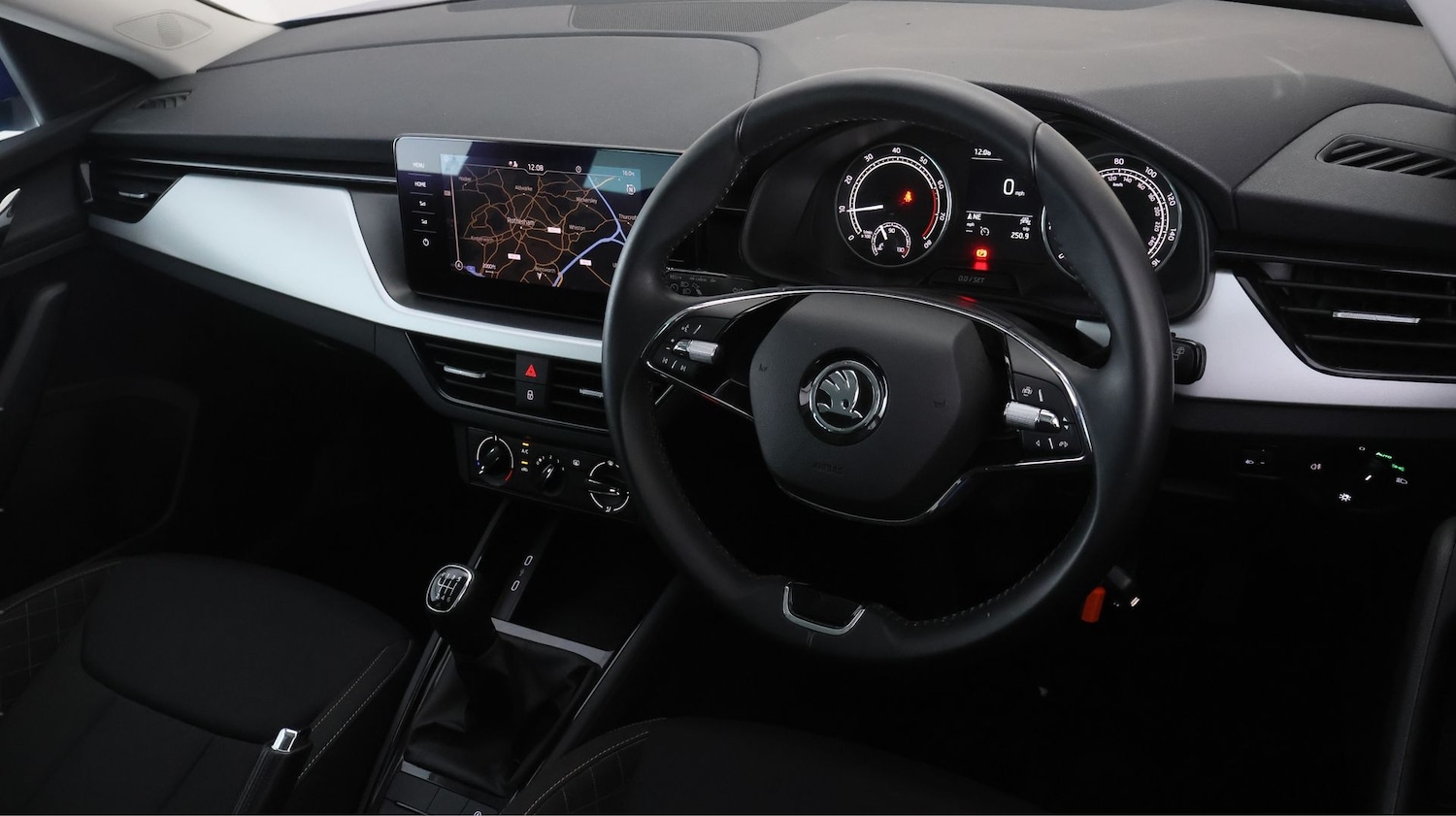 Used Skoda Kamiq 2023 for sale - 78199770: Photo 9