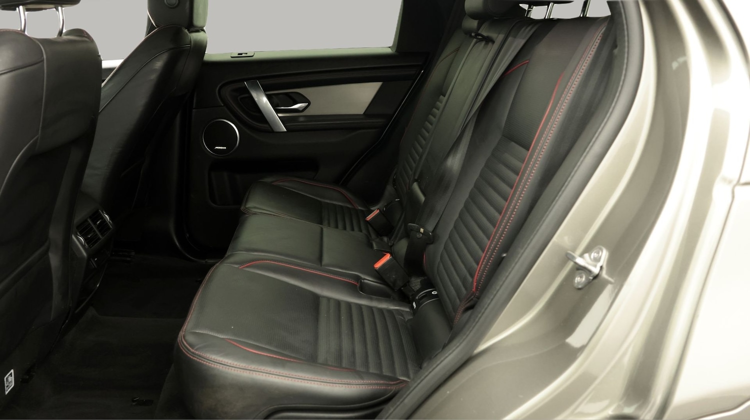 Used Land Rover Discovery Sport 2022 for sale - 77737014: Photo 16