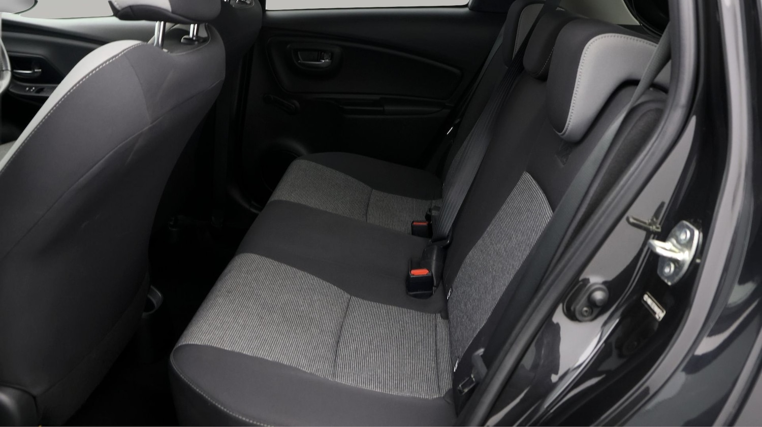 Used Toyota Yaris 2020 for sale - 77308621: Photo 16