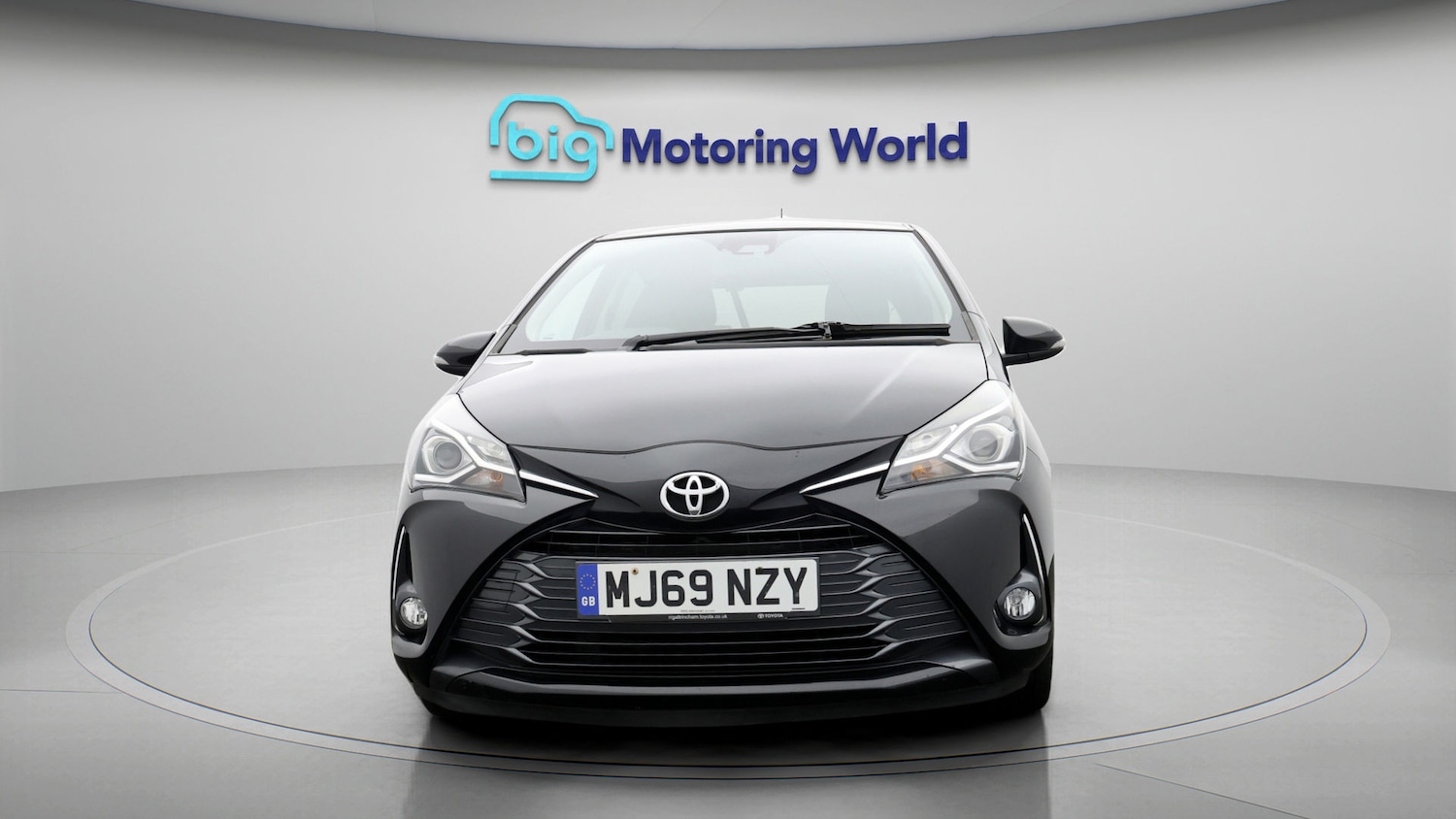 Used Toyota Yaris 2020 for sale - 77308621: Photo 2