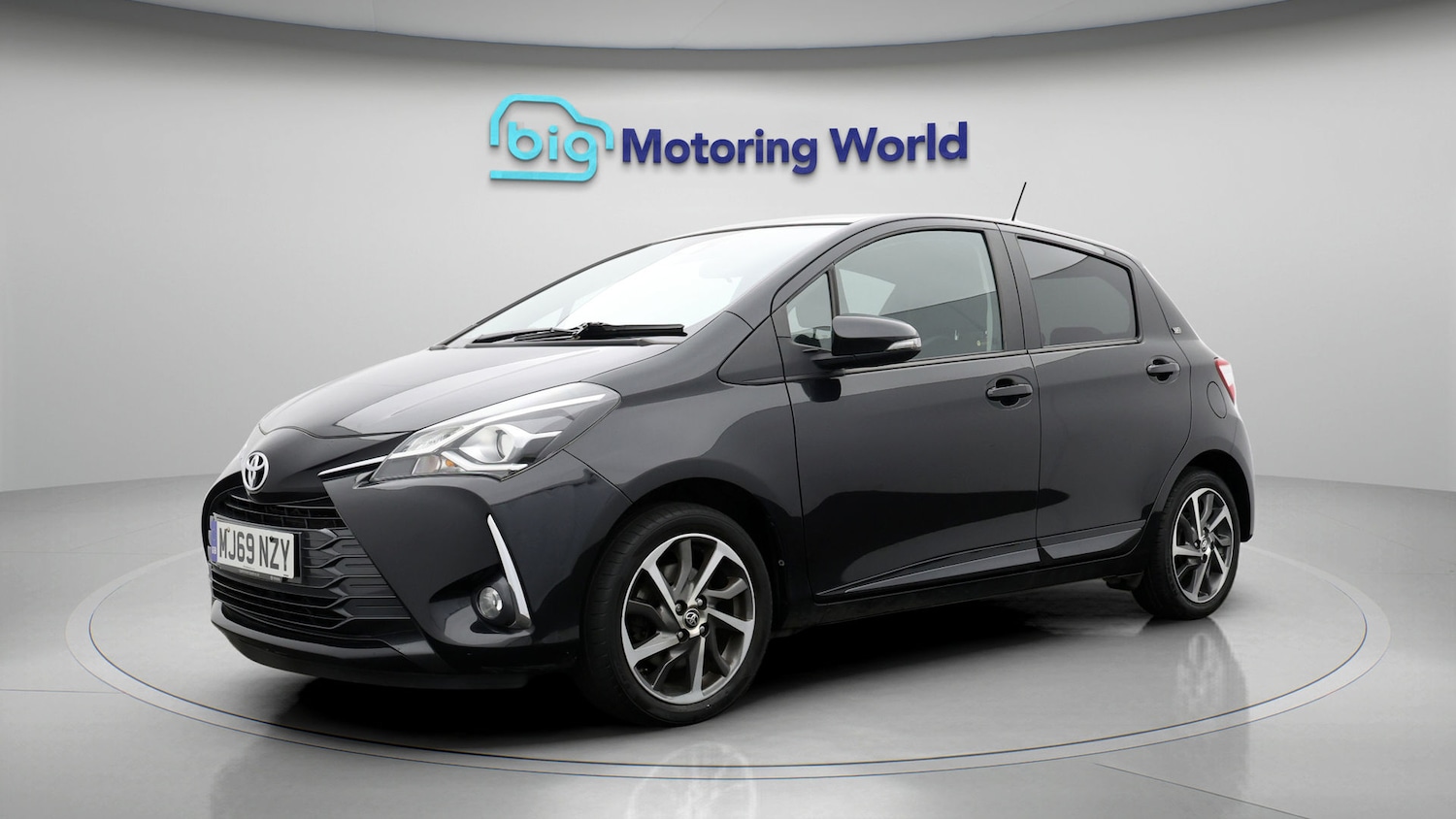 Used Toyota Yaris 2020 for sale - 77308621: Photo 3