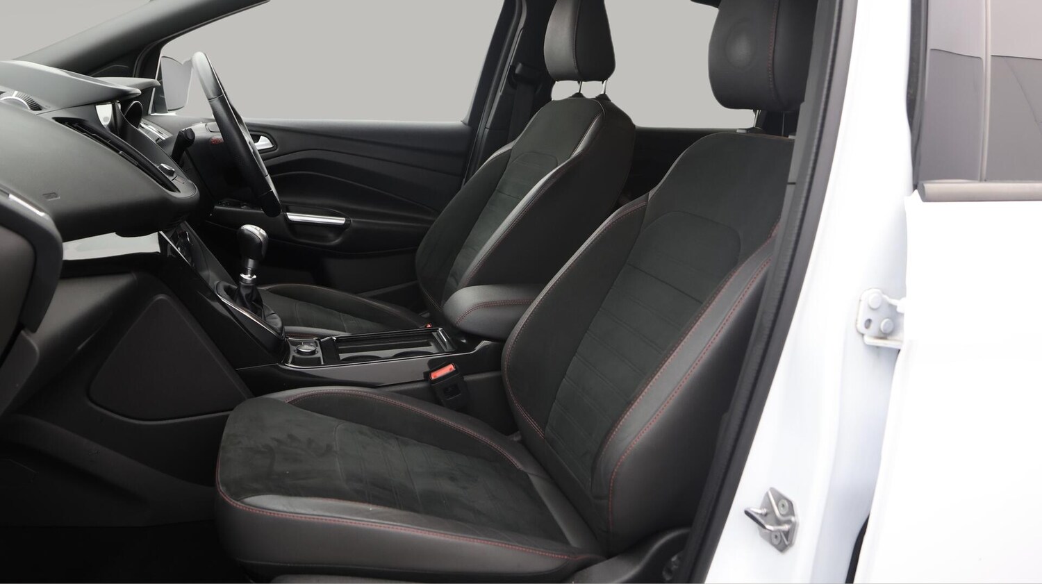 Used Ford Kuga 2019 for sale - 76398652: Photo 15