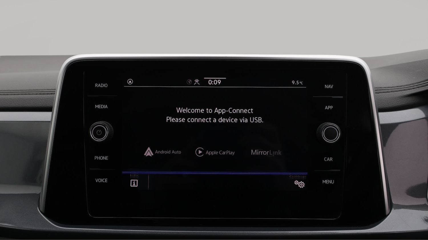 Used Volkswagen T-Roc 2022 for sale - 77375745: Photo 22