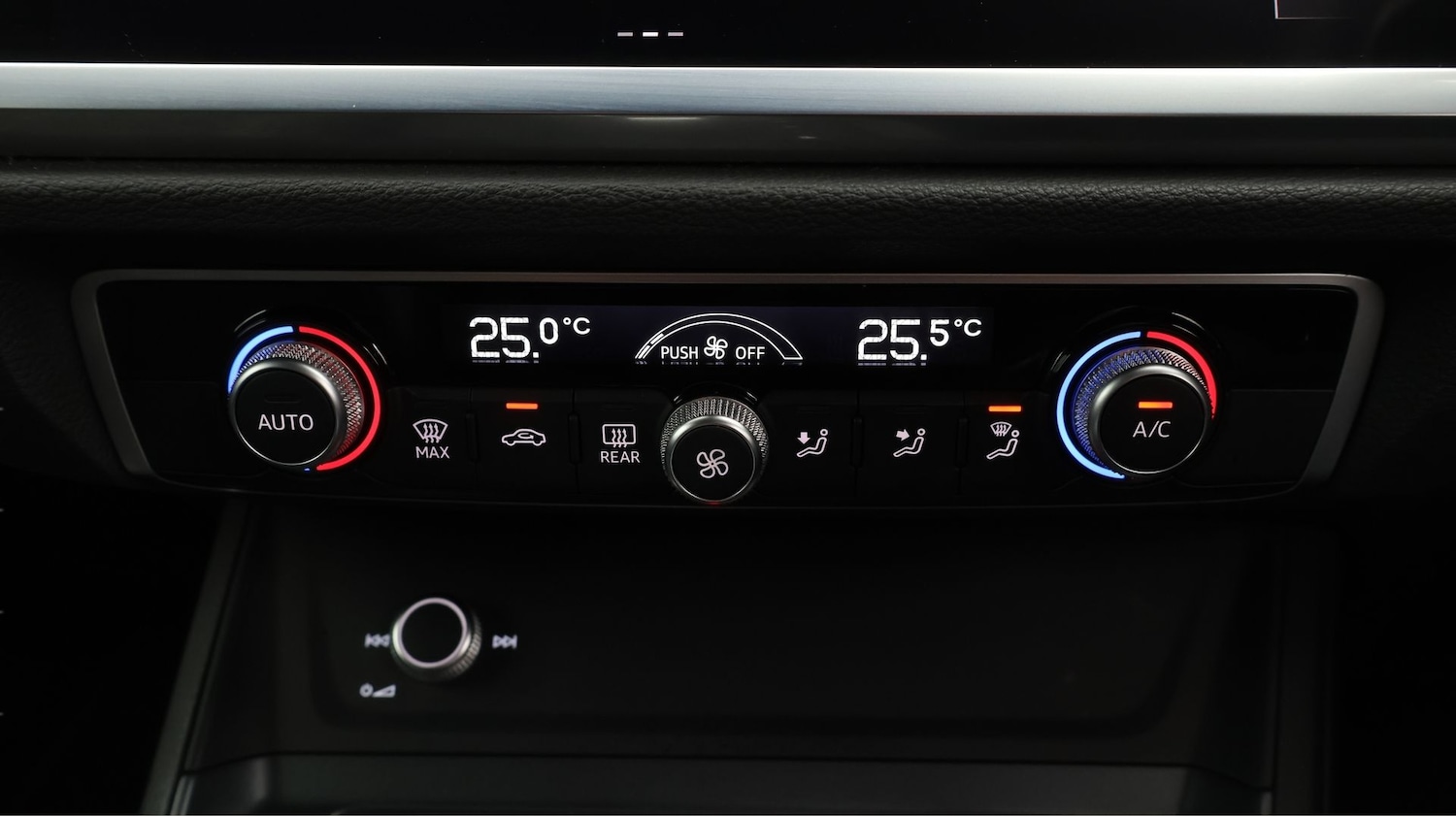 Used Audi Q3 2022 for sale - 77367548: Photo 12