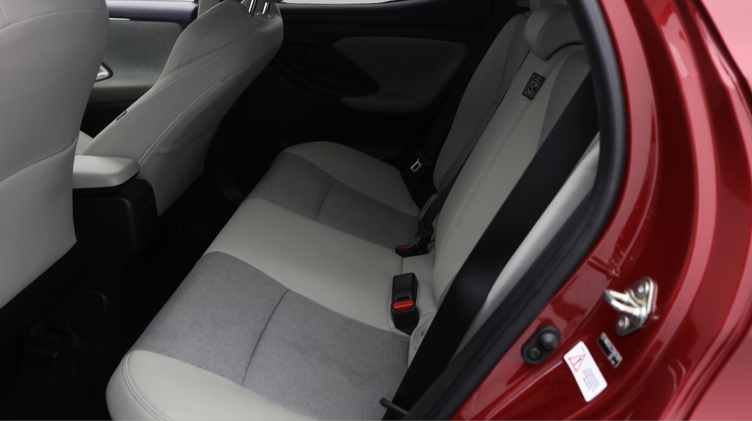 Used Toyota Yaris 2021 for sale - 76136679: Photo 25