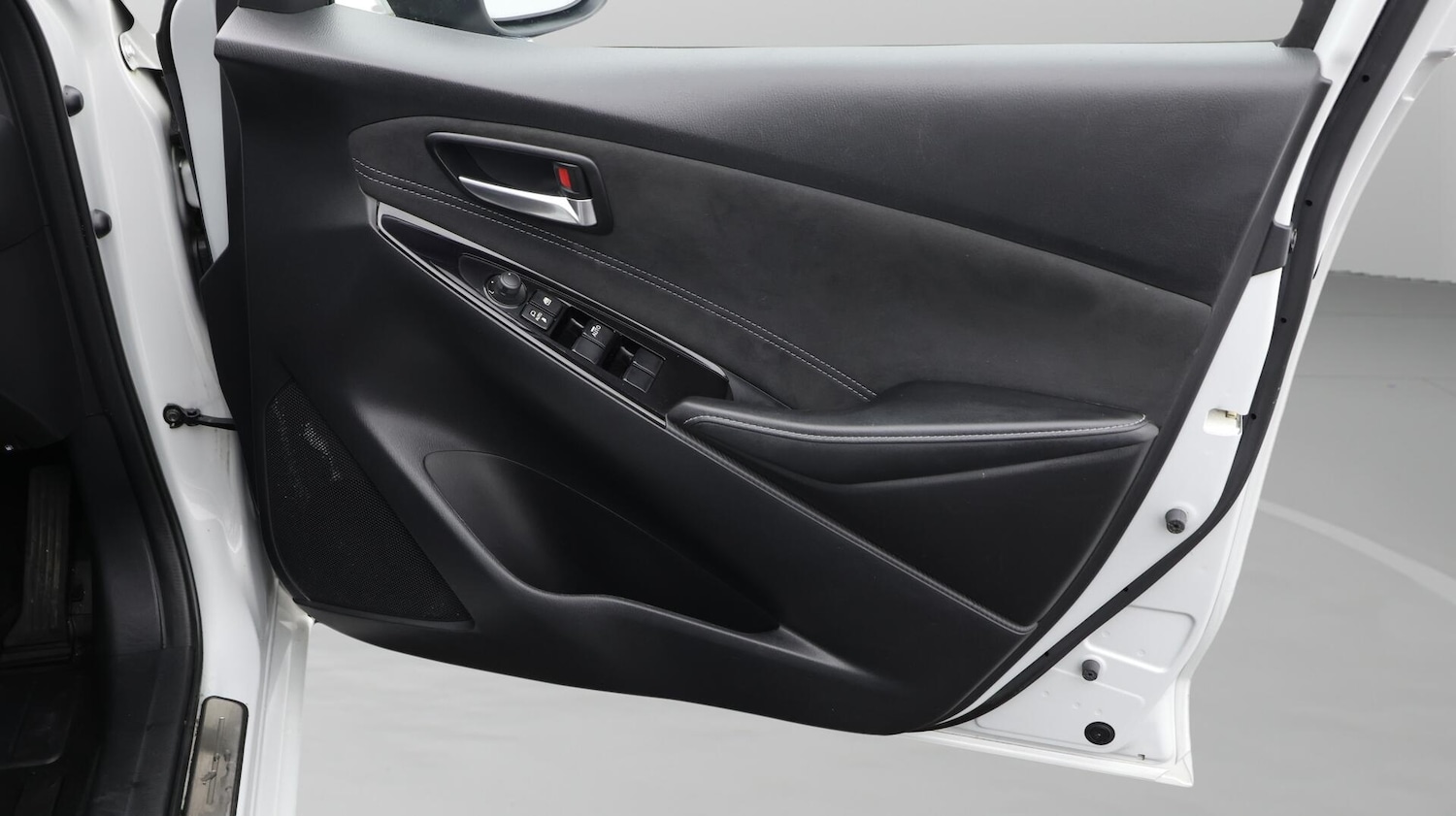 Used Mazda Mazda2 2020 for sale - 76701008: Photo 16