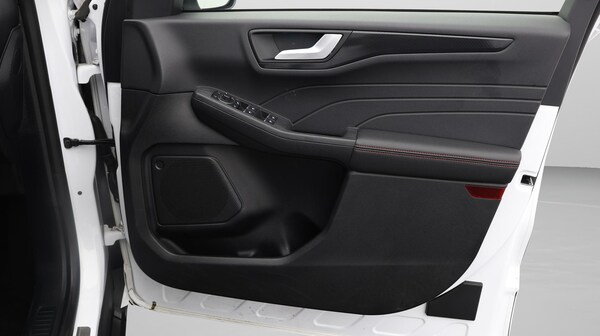 Used Ford Kuga 2023 for sale - 75327389: Photo 16