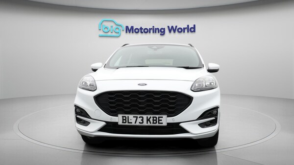 Used Ford Kuga 2023 for sale - 75327389: Photo 3