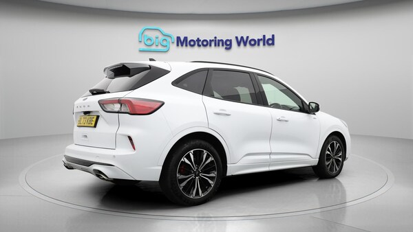 Used Ford Kuga 2023 for sale - 75327389: Photo 8