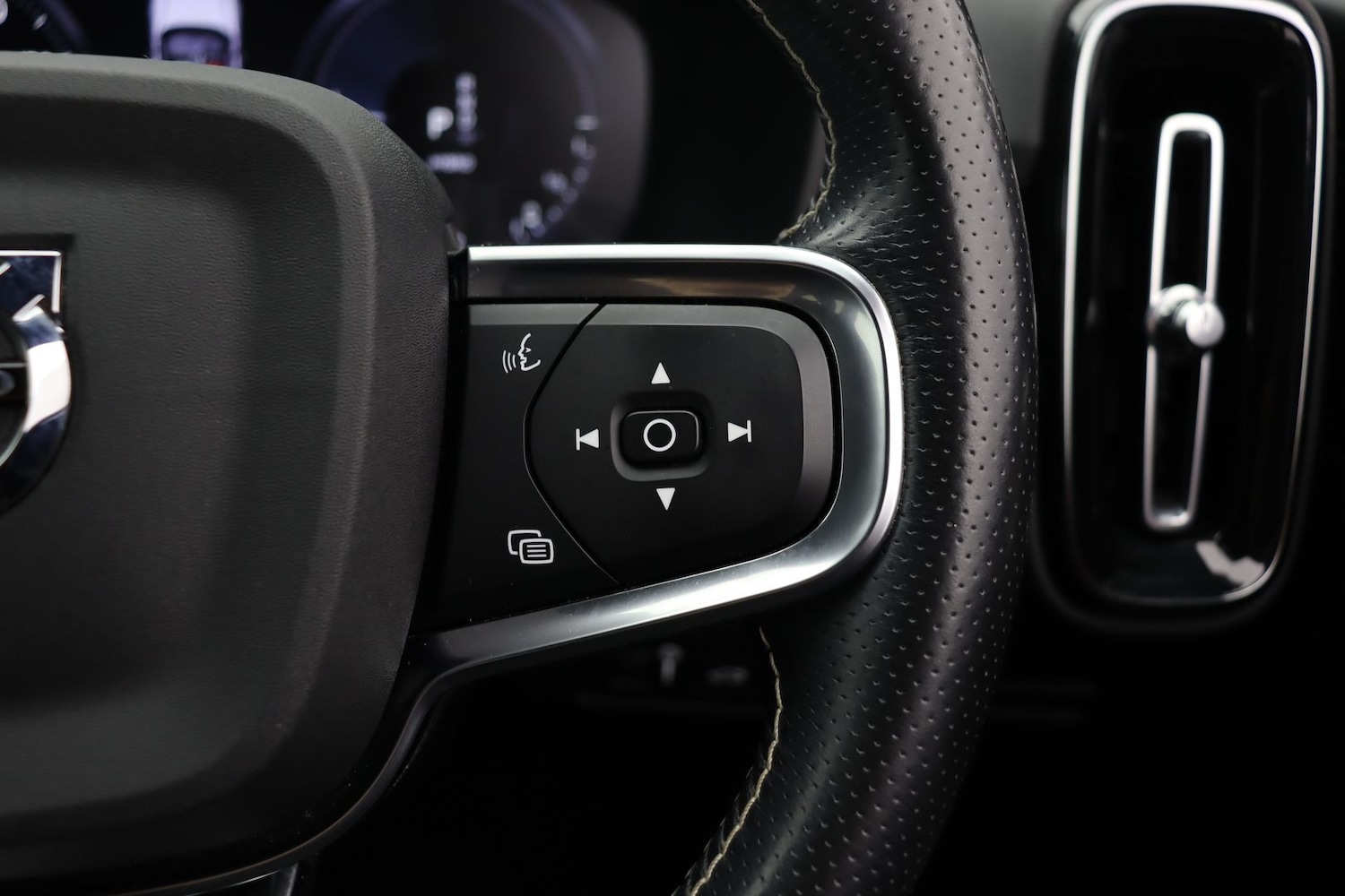 Used Volvo XC40 2020 for sale - 77346148: Photo 23