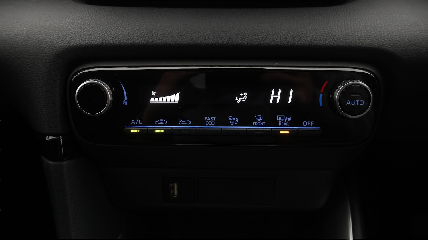 Used Toyota Yaris 2022 for sale - 77367087: Photo 12