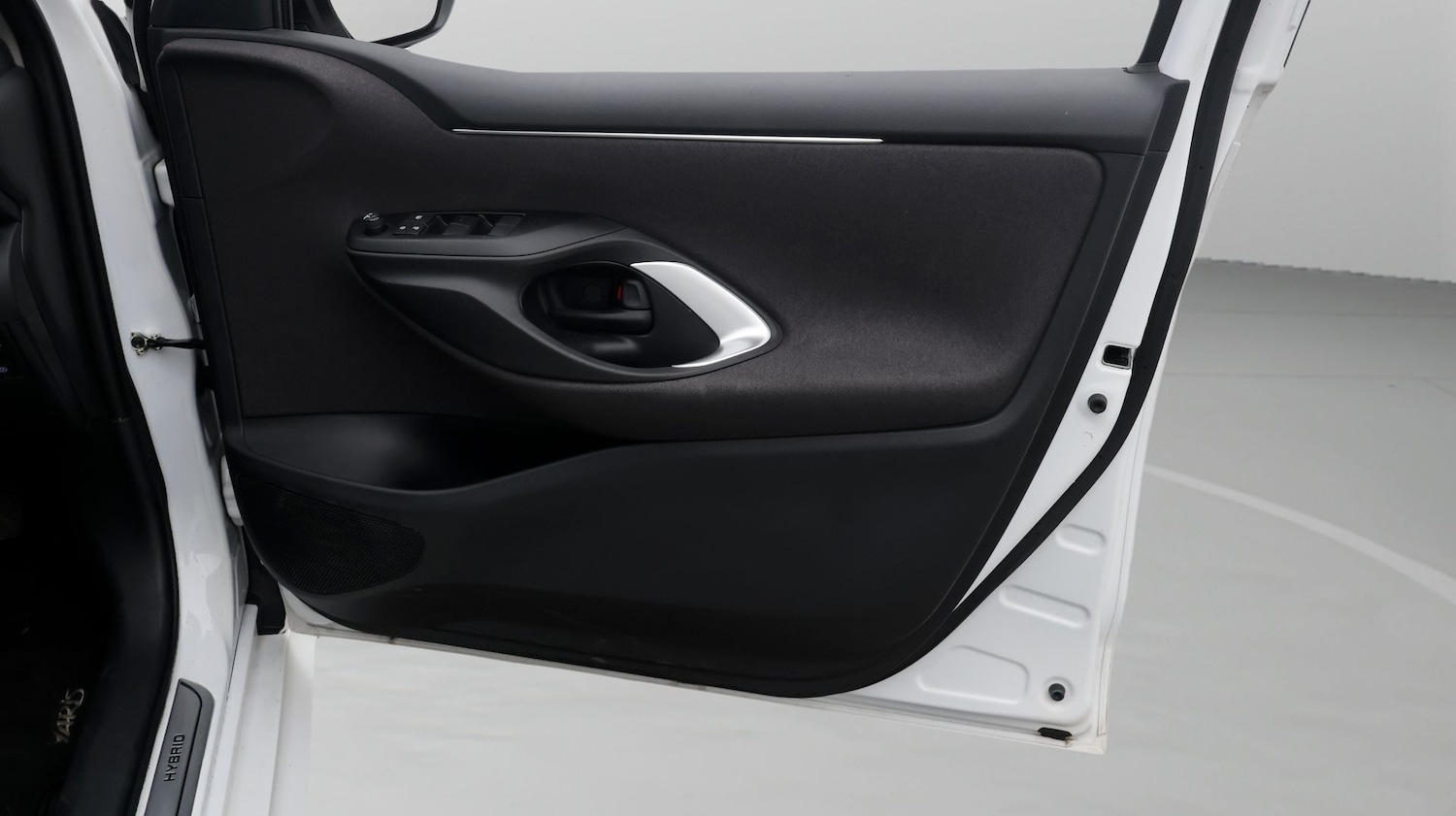 Used Toyota Yaris 2022 for sale - 77367087: Photo 15