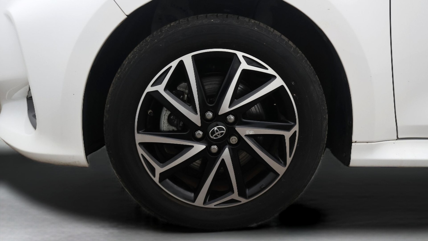 Used Toyota Yaris 2022 for sale - 77367087: Photo 18