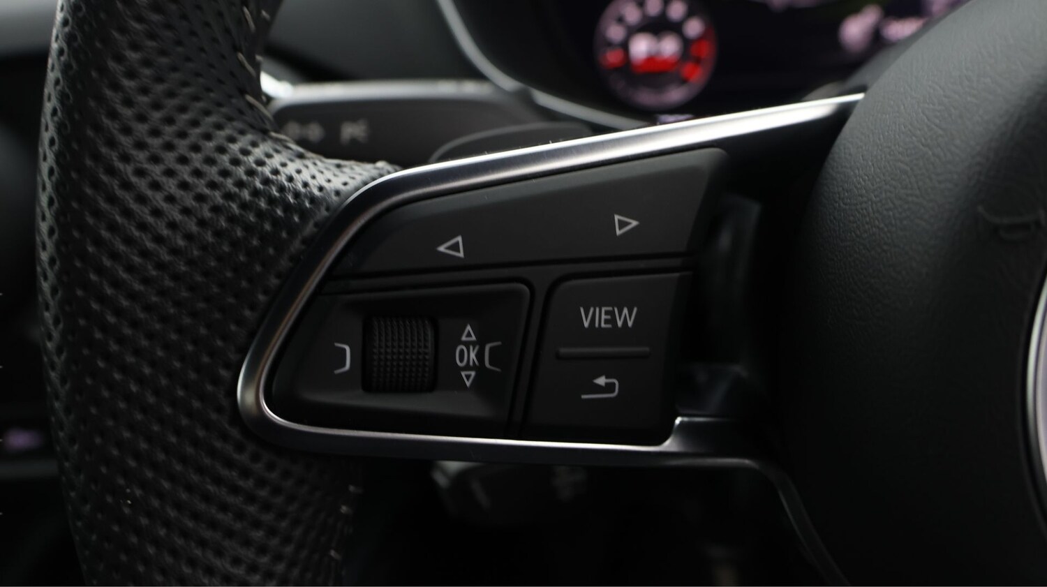 Used Audi TT for sale - 77216405: Photo 22