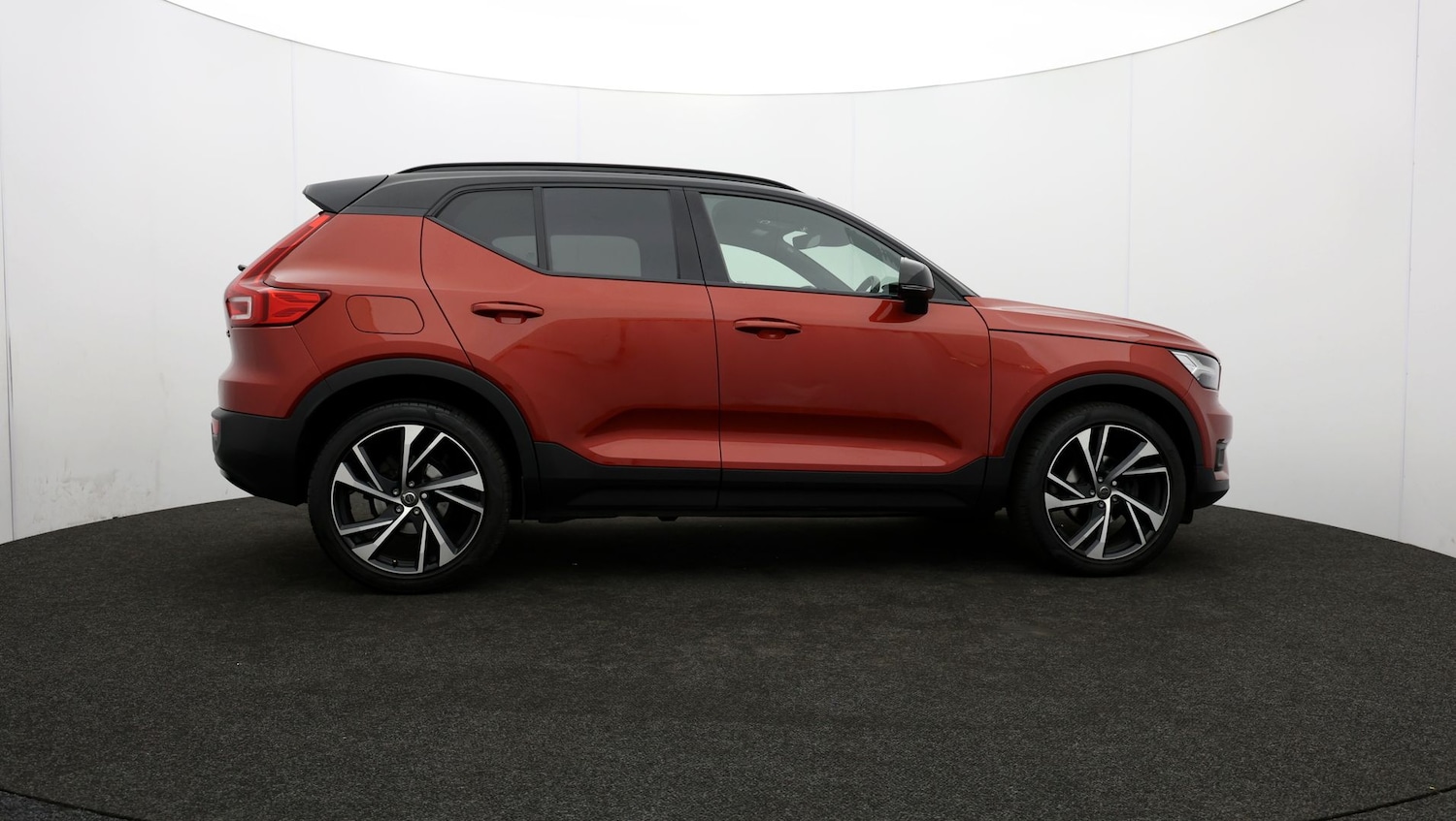 Used Volvo XC40 2021 for sale - 76811525: Photo 33