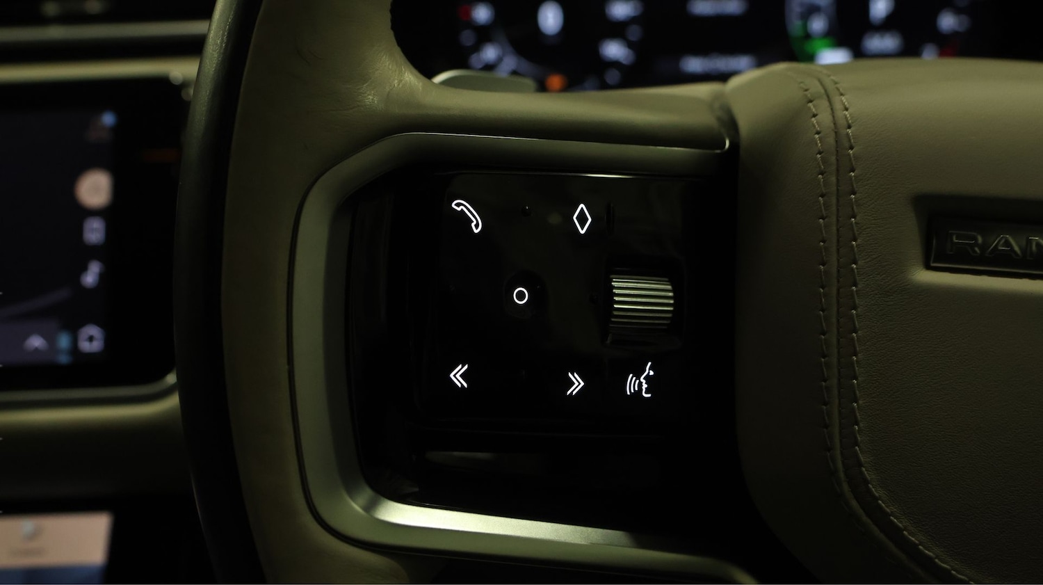 Used Land Rover Range Rover Velar 2022 for sale - 77294757: Photo 22