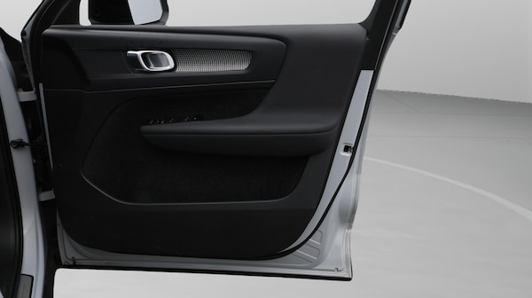 Used Volvo XC40 2022 for sale - 76295671: Photo 16