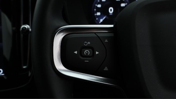 Used Volvo XC40 2022 for sale - 76295671: Photo 24